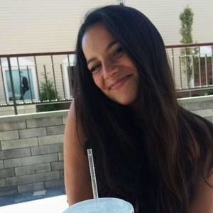 Meet your Posher, Renee